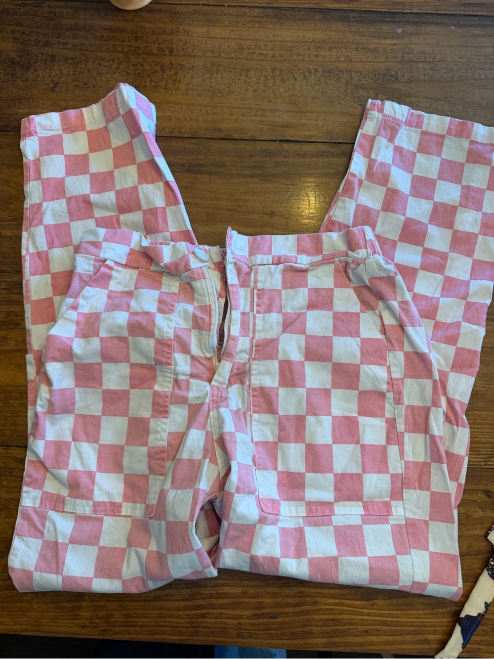 Women Pink and White Checkered pants
